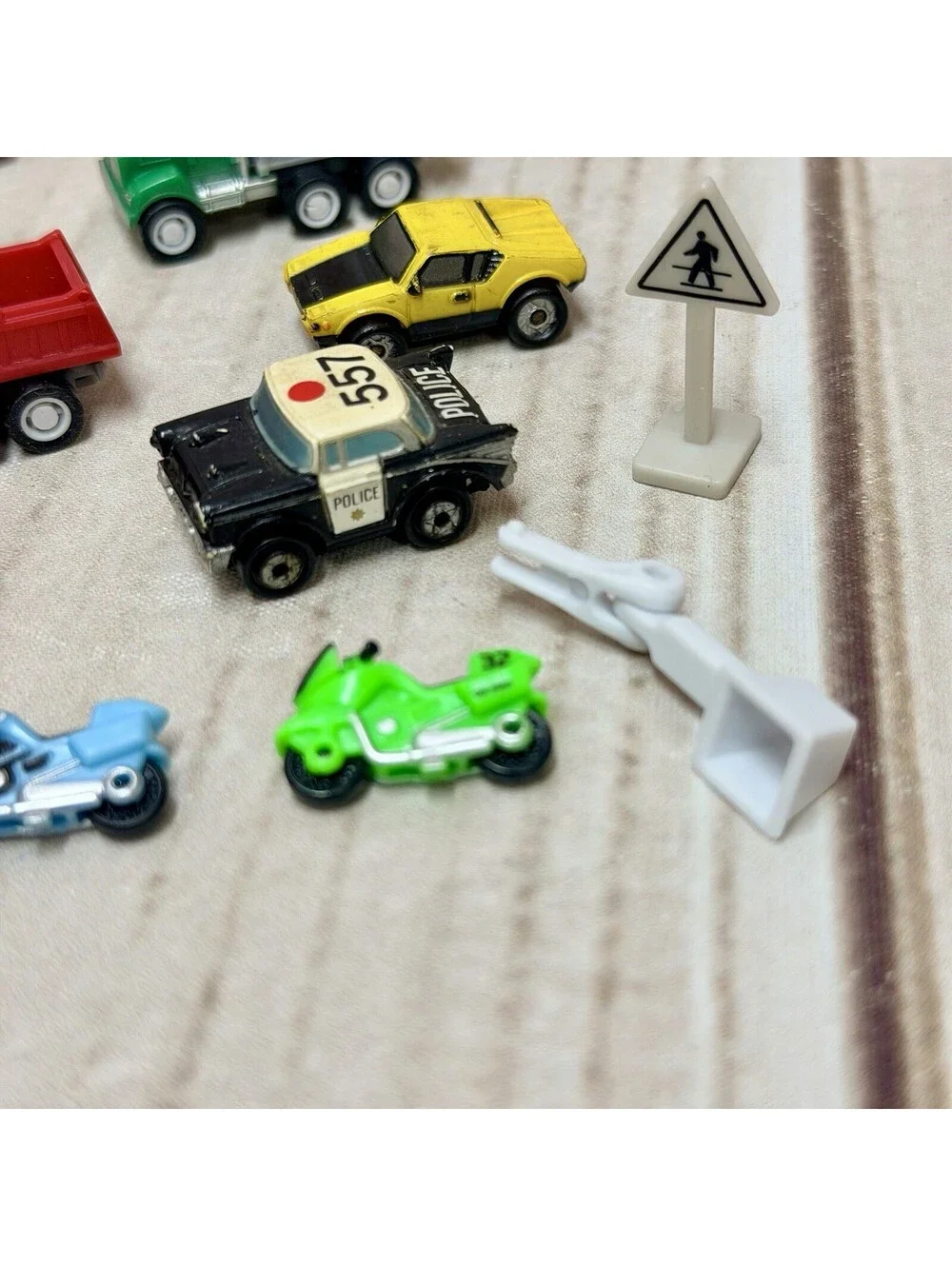 Vintage 90s Assorted Lot of 13 MICRO MACHINES & Road Signs